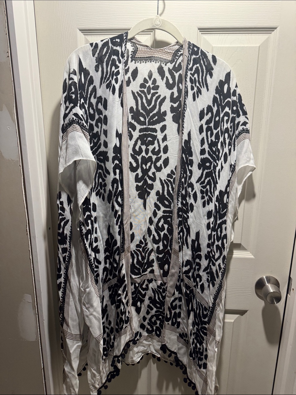 Black & White Patterned Open-Front Kimono